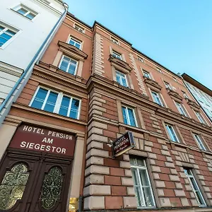 3* Guest house Hotel-pension Am Siegestor