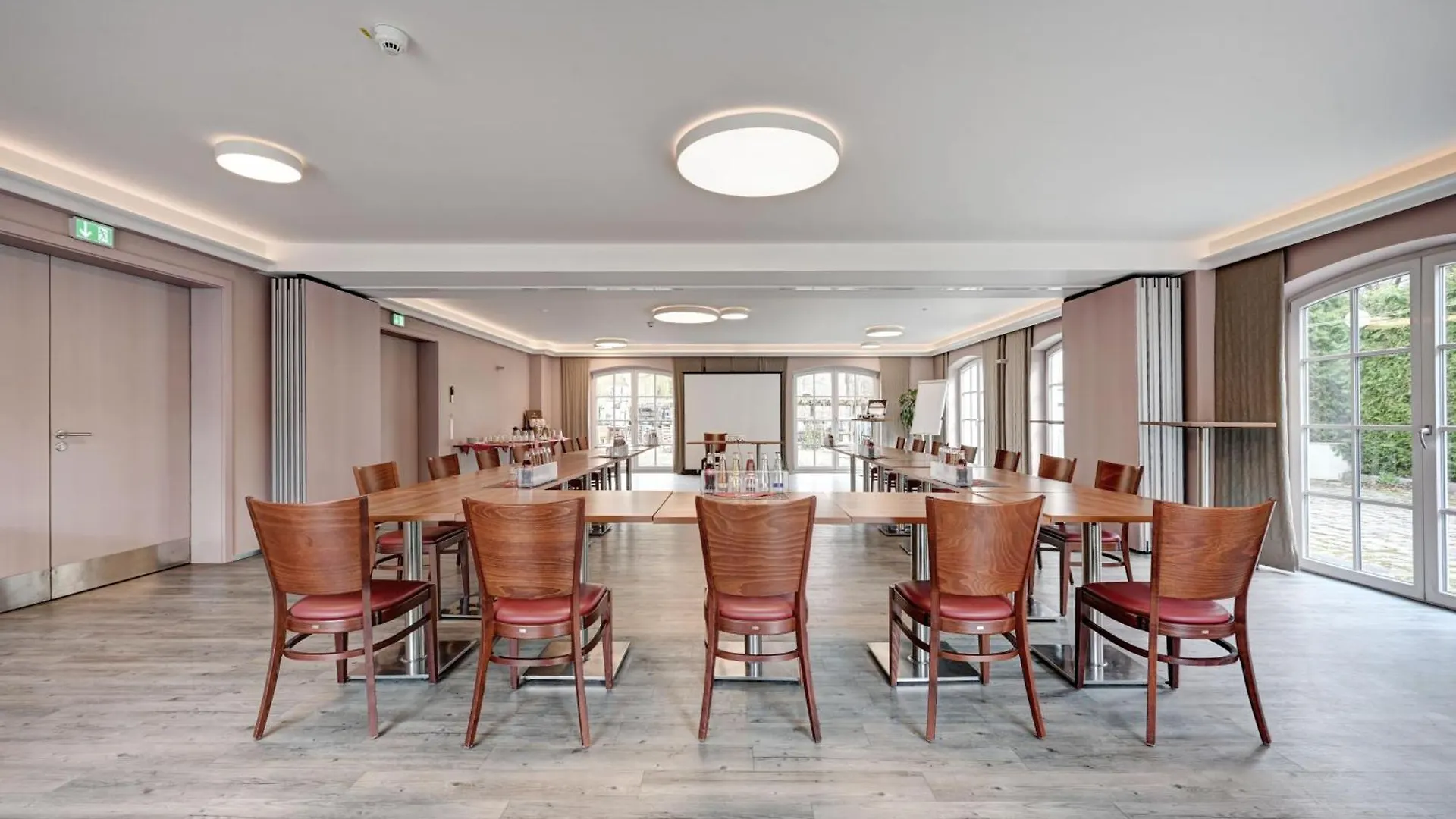 **** Hotel Weichandhof Munich Germany